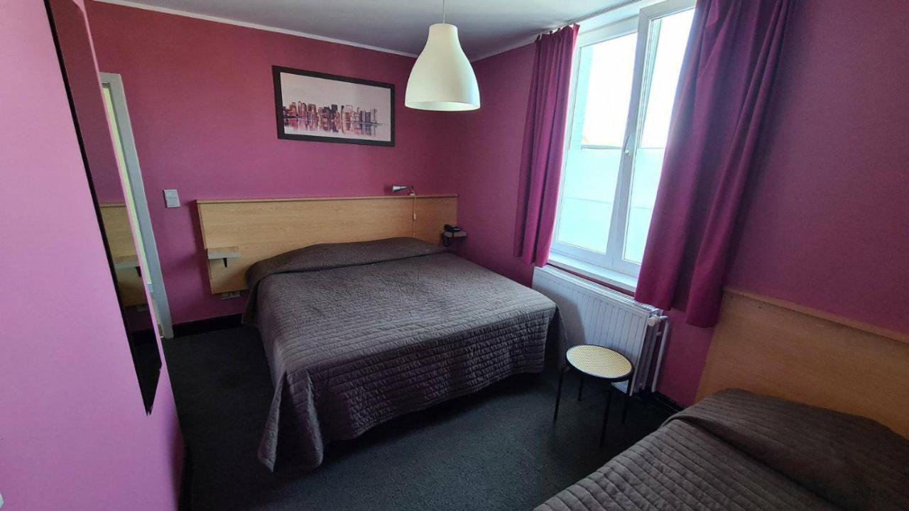 Hotel Melissa Péruwelz Esterno foto