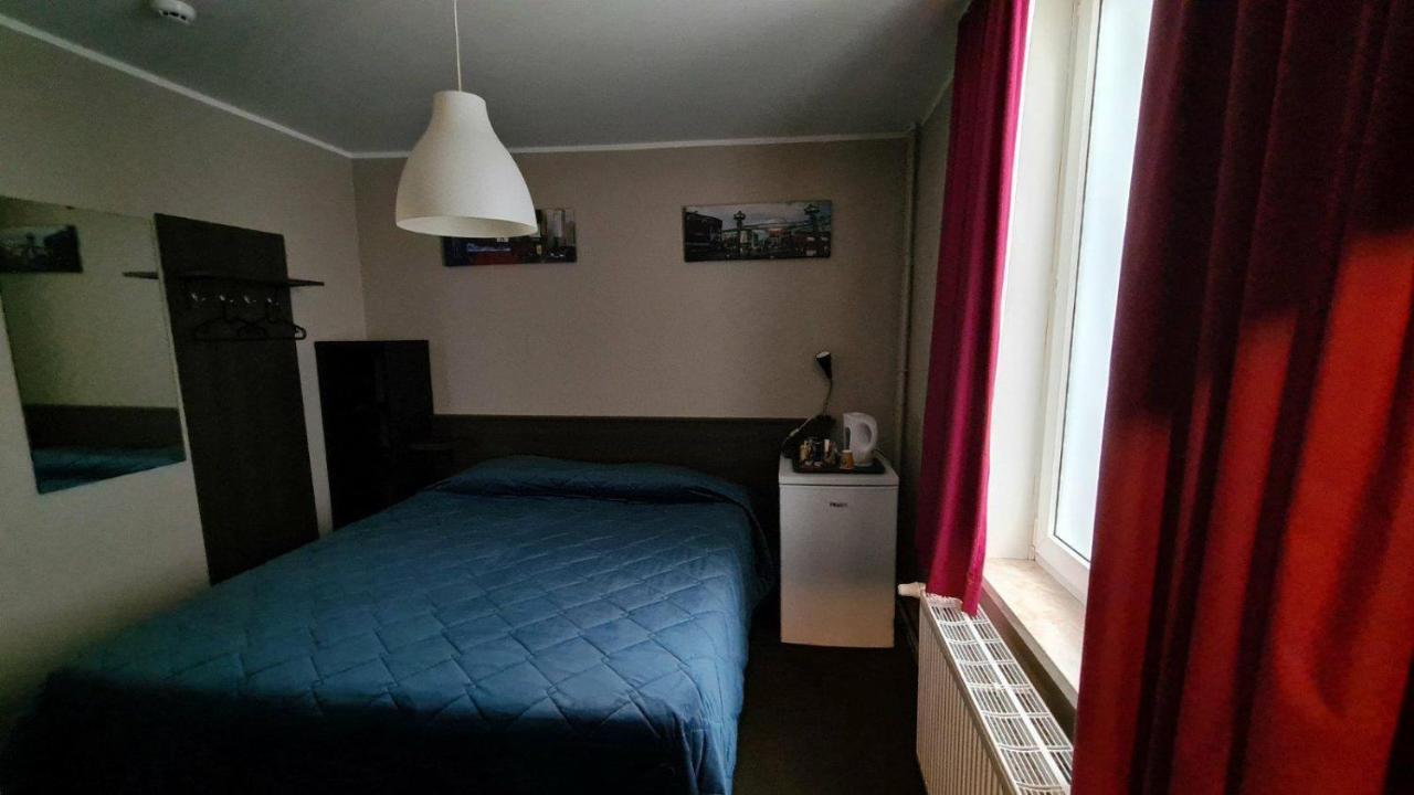 Hotel Melissa Péruwelz Esterno foto