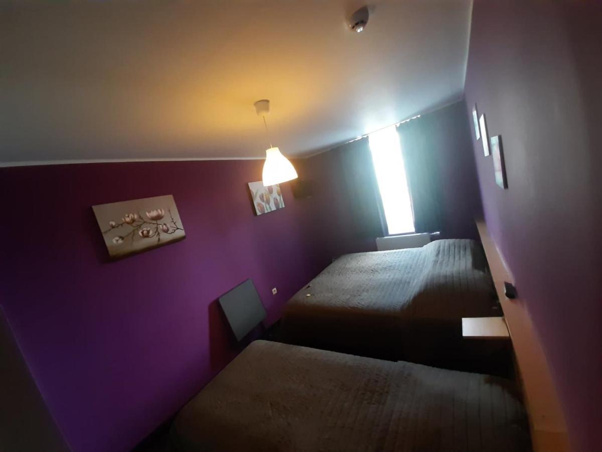 Hotel Melissa Péruwelz Esterno foto