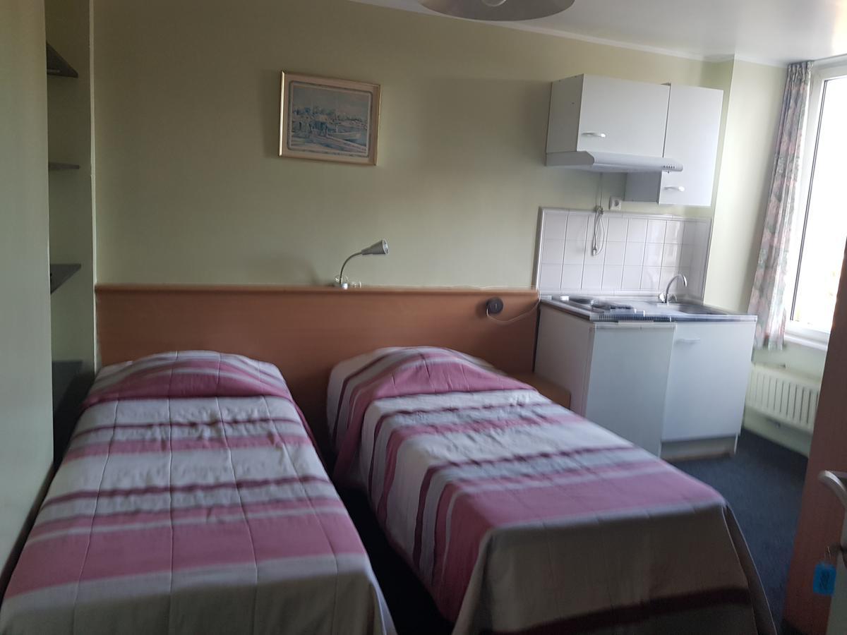 Hotel Melissa Péruwelz Esterno foto