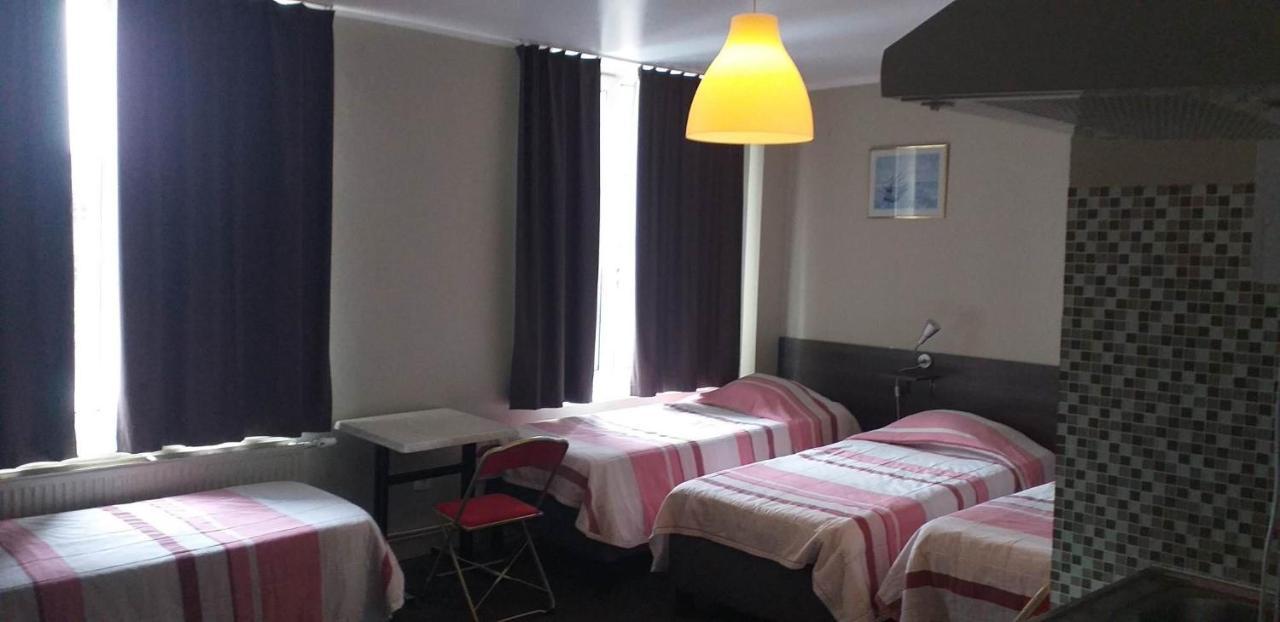 Hotel Melissa Péruwelz Esterno foto
